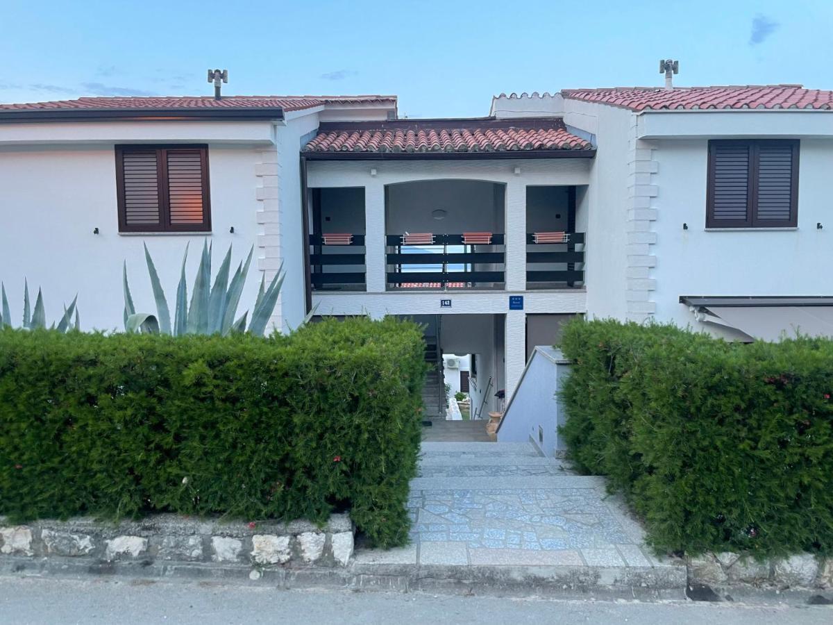 Residence4A-Appartamento Bianco Ravni Ngoại thất bức ảnh