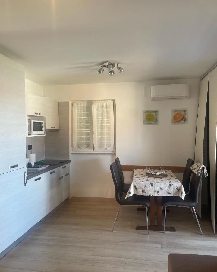 Residence4A-Appartamento Bianco Ravni Ngoại thất bức ảnh