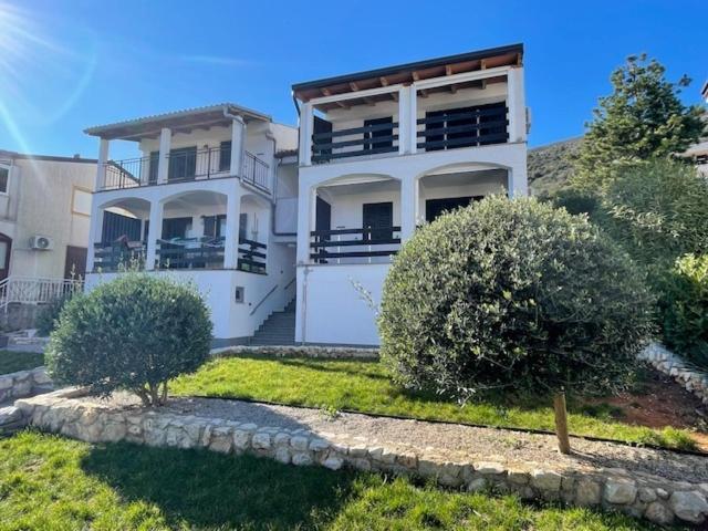 Residence4A-Appartamento Bianco Ravni Ngoại thất bức ảnh